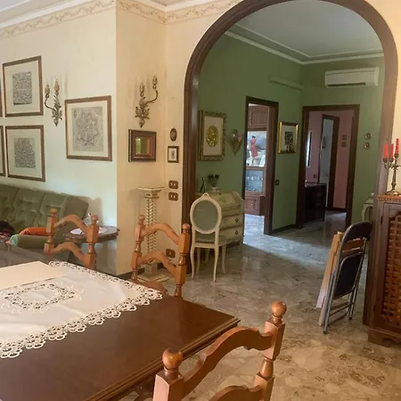 Apartman La Casa Dei Sapori 8 Letti 3 Came 1 Cucina *